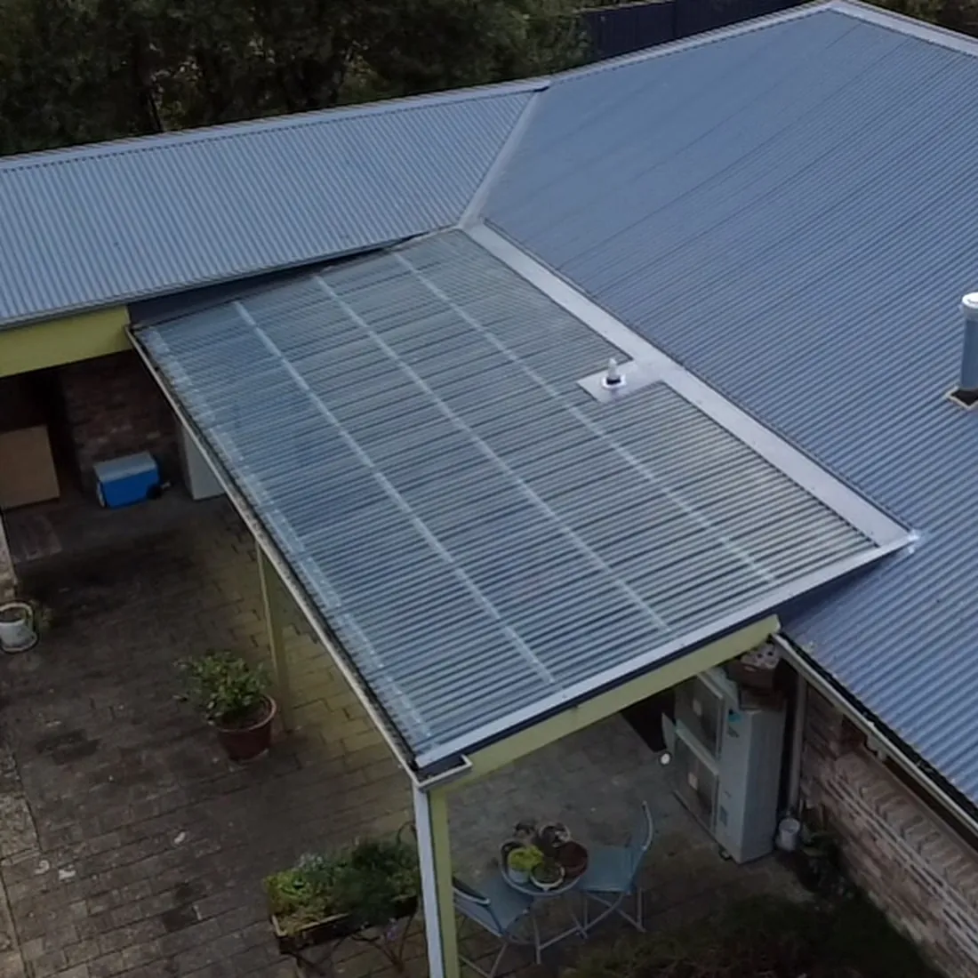 Polycarbonate pergola roof with new flashings in Gisborne